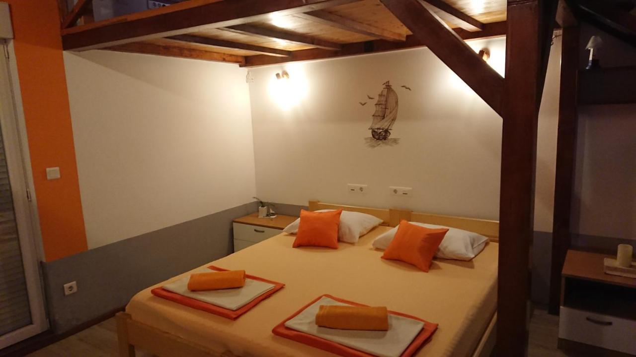 Apartment Lid Omiš Exteriör bild